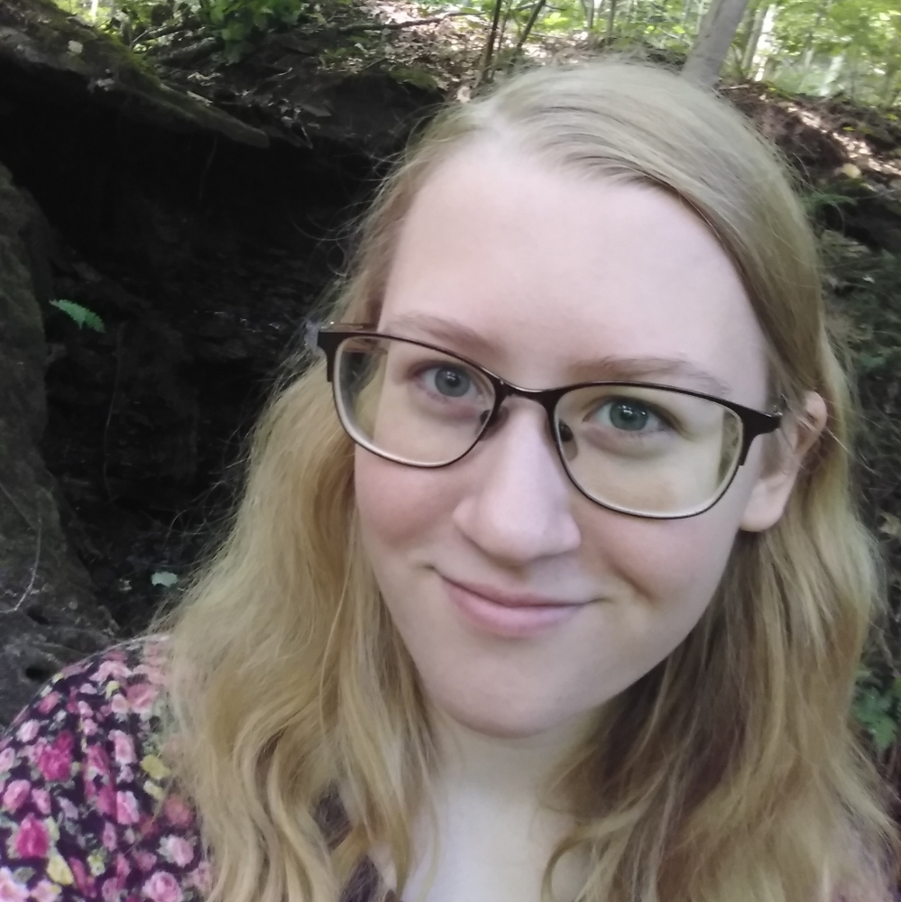 Meet your Posher, Courtney